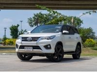 TOYOTA FORTUNER 2.8 V TRD Sportivo Black Top 4WD  ปี  2017 รูปที่ 1